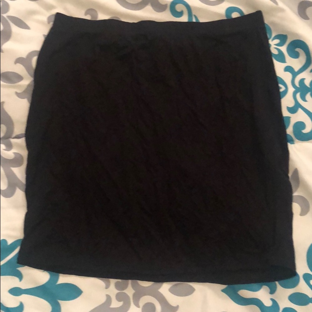 black skirt